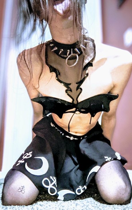 n somnium model art photo