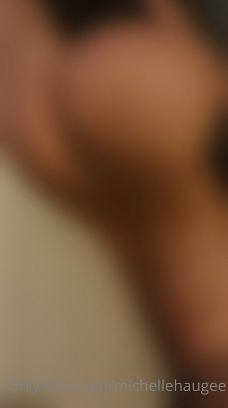 michellehaugee exclusive model images