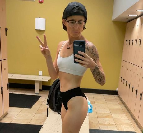 big dildo onlyfans beautiful pic