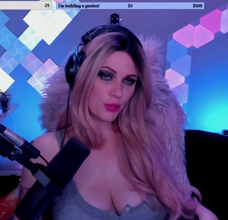 scxrlet64 xxx pornstar pictures