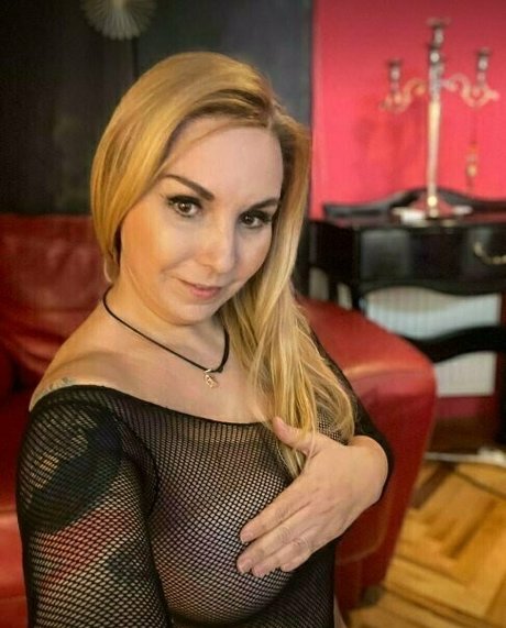 anal xxx onlyfans adult image