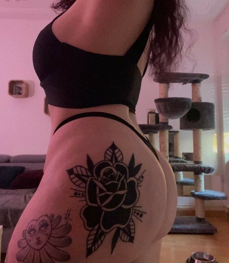 Krolkmi pornstar art image