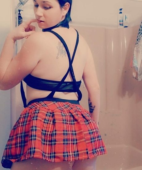 wetrosie top model image