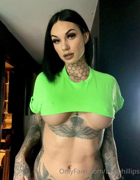 Bee Phillips pornstar hot photo