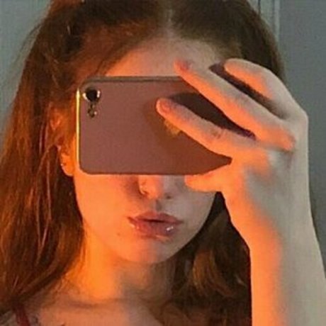 liztheeredhead model best pic