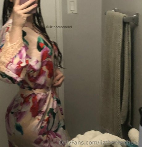 liztheeredhead star top img