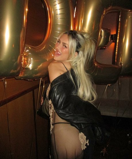 Delilah Belle Hamlin xxx actress archive