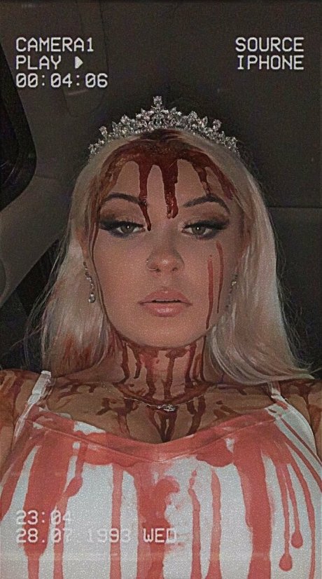 thaslinkytwinkyshow nude model picture