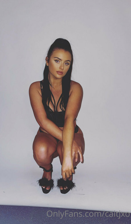 busty onlyfans hot naked pics