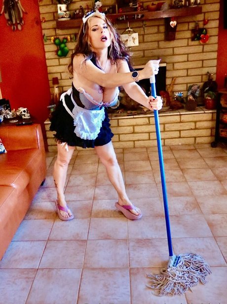 goldieblair erotic actress pictures