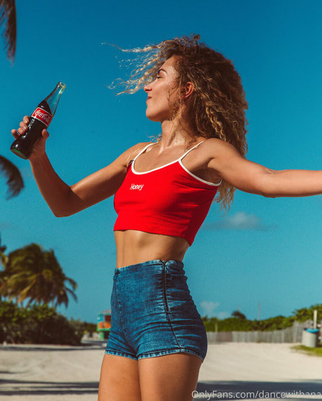 dancewithana sex actress images