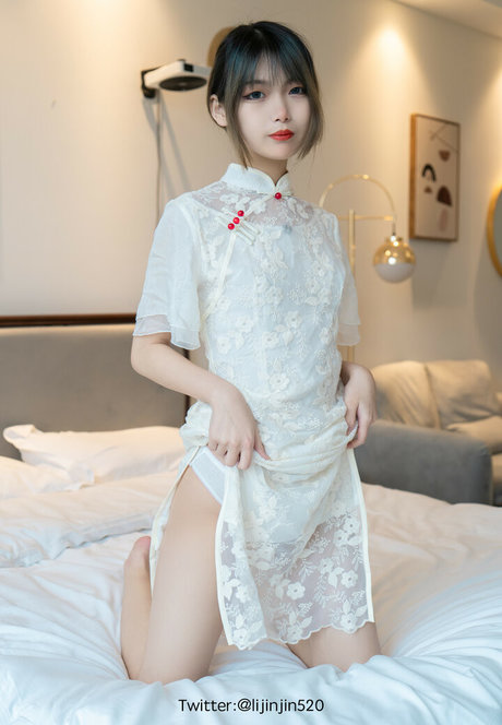 skinny big tits onlyfans pornos pictures