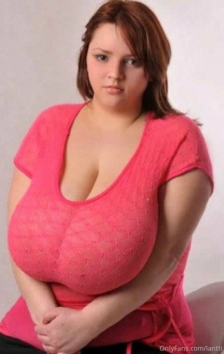 perfect tits onlyfans free naked image