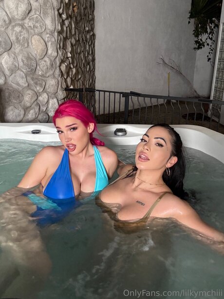 lilkymchiii high quality pornstar pic