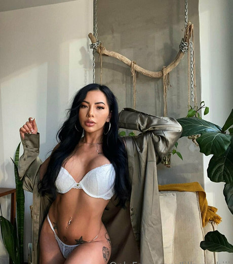 lilkymchiii hot star picture