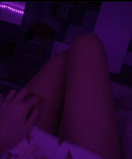 babydeeeefree free pornstar photo