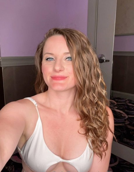 big tits mom onlyfans art naked photos