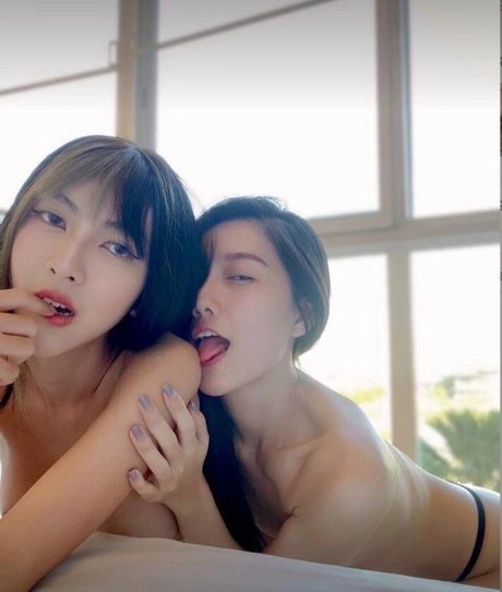 Jeedjad model porn pictures