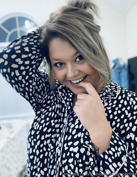 xxxhookedonbrookefree adult actress archive