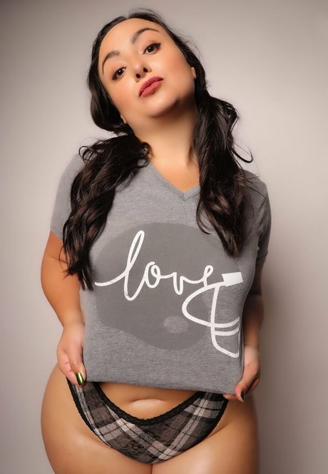 Mary Ank sexy actress pictures