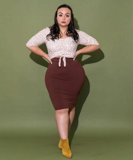 Mary Ank model nice images