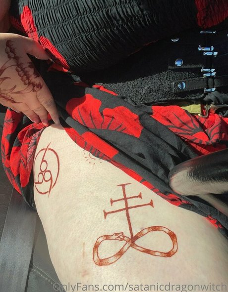 satanicdragonwitch pretty star photo