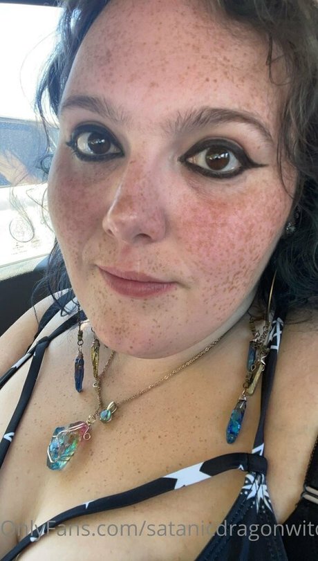 satanicdragonwitch pornstar hd photo