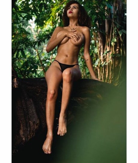 Meninas De Macapa model hot picture