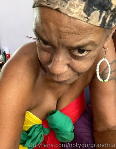 notyourgrandma best star photos