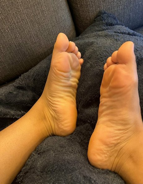 blonde shemale onlyfans best archive