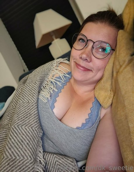 dk sweetie pornstar hot pic