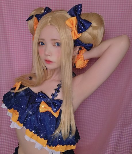 miu cosplayer model sexy pics