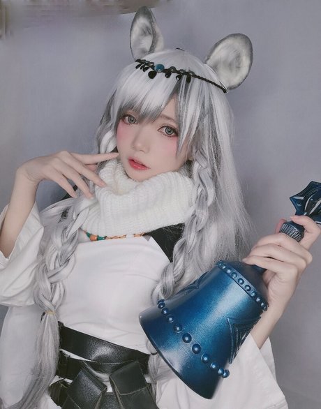 miu cosplayer model free gallery