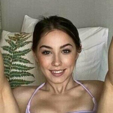 HaileyHope pretty model pics