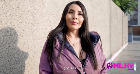 Milky Peru nude model galleries