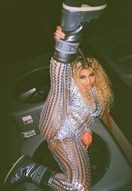 Rioadrianna exclusive actress photos