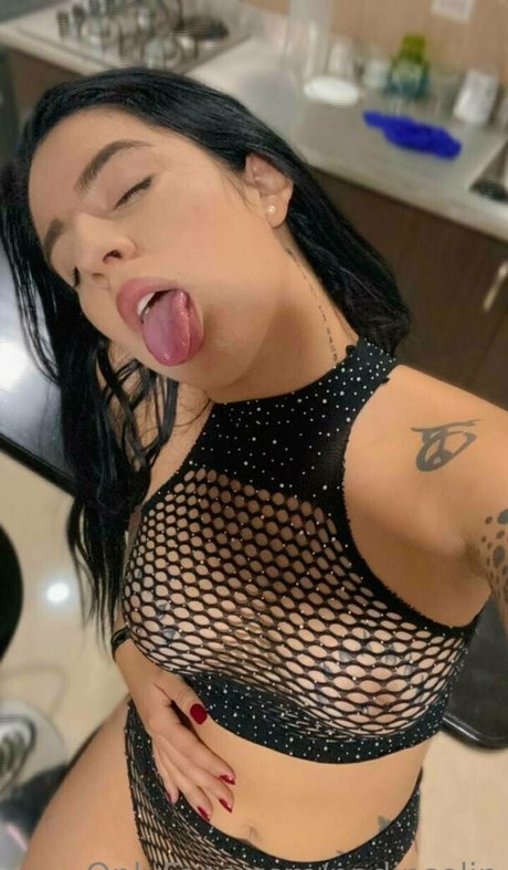 nadinselin pornstar pretty image