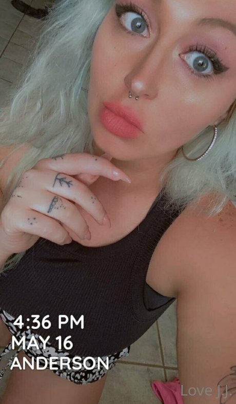 porcelainprincess90 exclusive star img