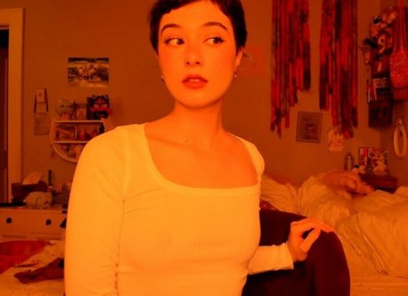 Brei elle actress pictures