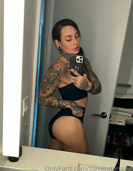 lesbian strapon onlyfans xxx pictures