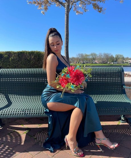 Baylee Adami sexy model photos