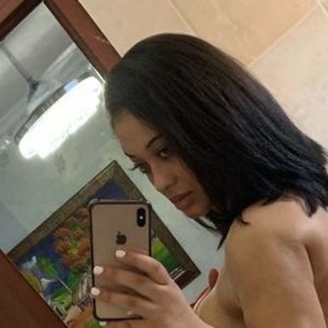 Kristiana King erotic pornstar img