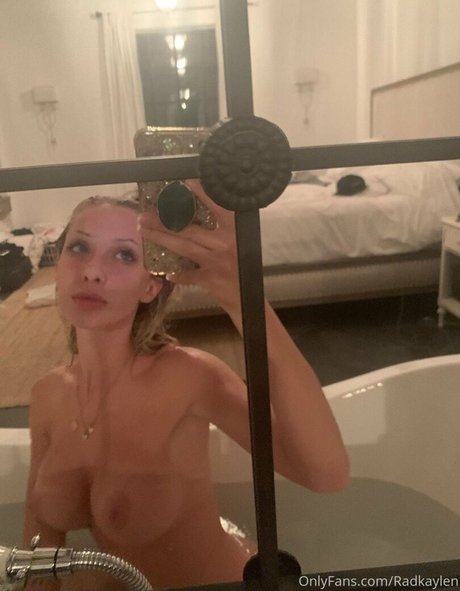 asian top onlyfans free photo