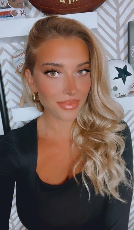 dripping wet pussy onlyfans top images