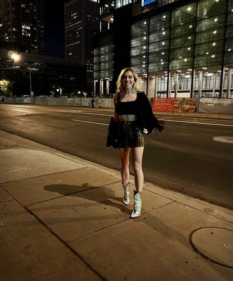 Taylor Mathis pornstar perfect photo