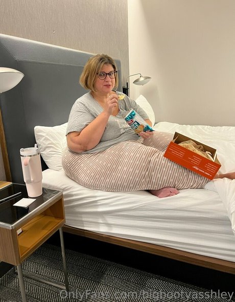 police onlyfans hot nude photo