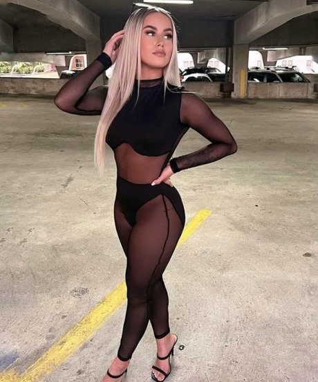 Peymoney porn actress images