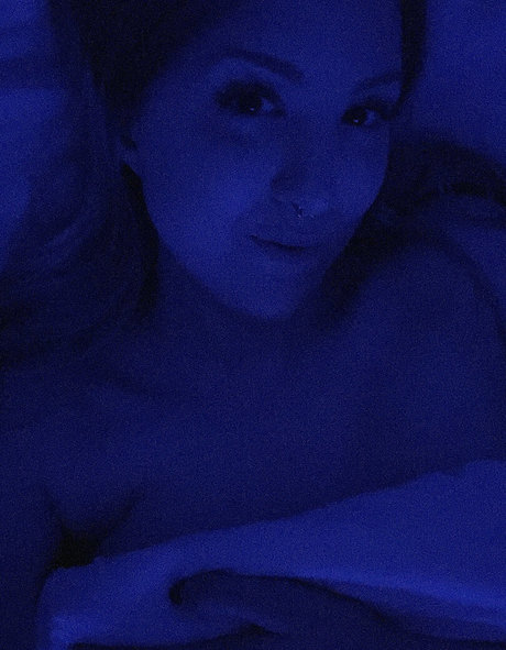 binamusik pornstar art photo