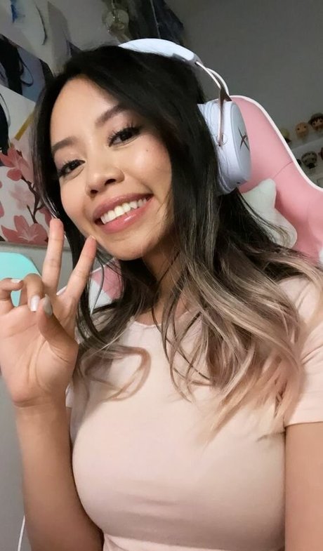 Kimmie D erotic pornstar pictures