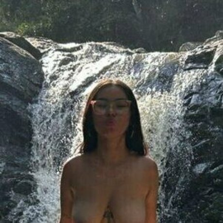 Paola Suarez star top pictures